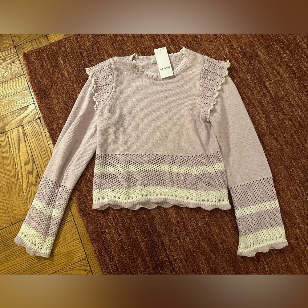 NWT Lilac purple knit Design History ruffle sweater size small